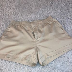 Adorable cuff 4” inseam shorts